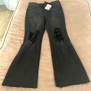 New With Tags! Women’s Black Jeans